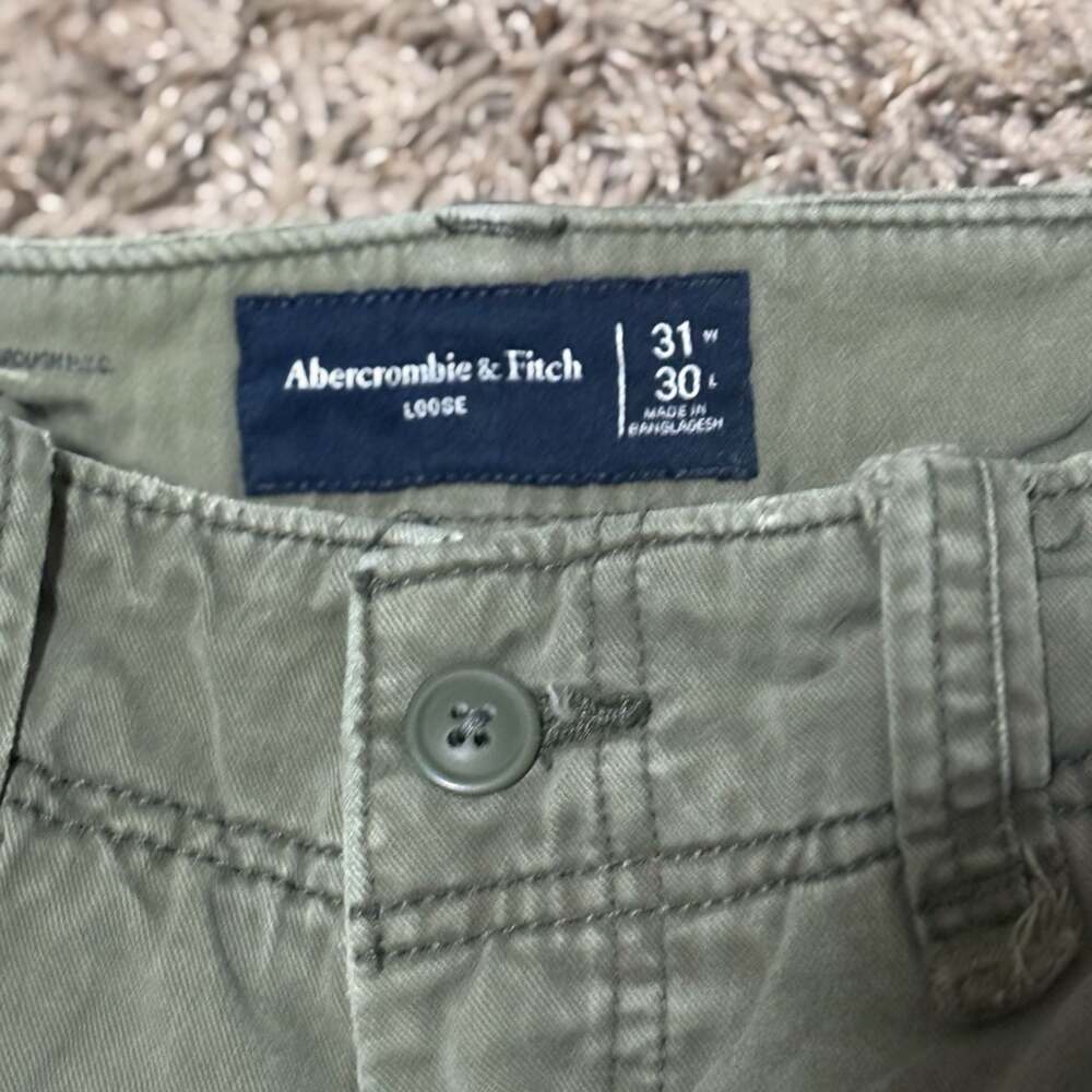 Abercrombie & Fitch Loose Cargo Pants 31x30 Green - Picture 3 of 10